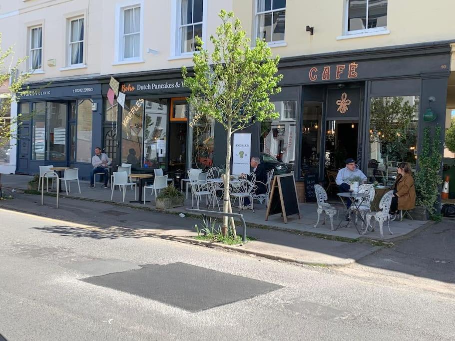 Four Bedroom Townhouse In Famous Suffolks Area Cheltenham Eksteriør bilde
