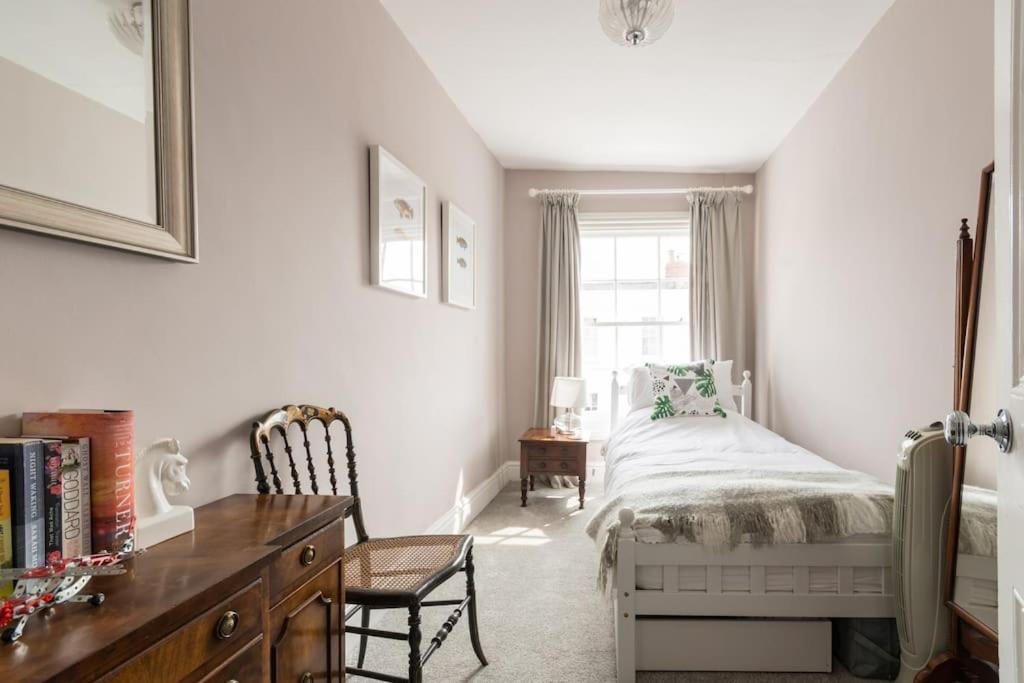 Four Bedroom Townhouse In Famous Suffolks Area Cheltenham Eksteriør bilde