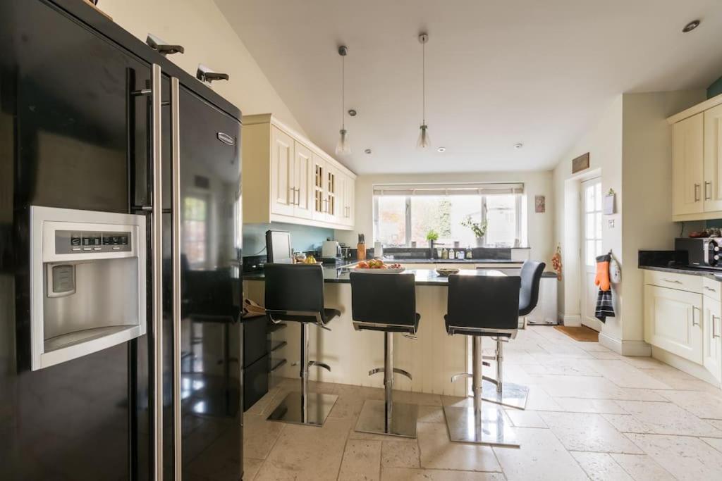 Four Bedroom Townhouse In Famous Suffolks Area Cheltenham Eksteriør bilde